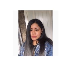 Meet your Posher, Vanessa